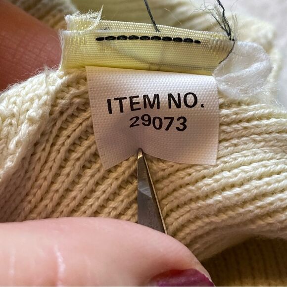 Eddie Bauer Very Pale Yellow Long Sleeve Crew Neck Knit Sweater Size Large - Picture 5 of 11